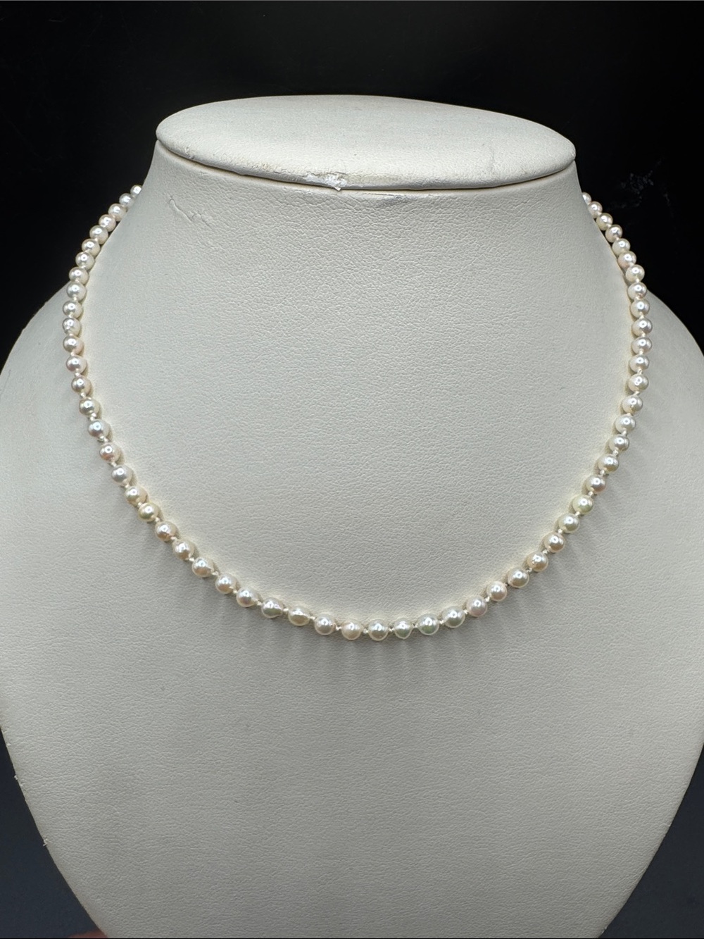 Classic 14K Gold White Authentic Pearl Necklace 16 inches
